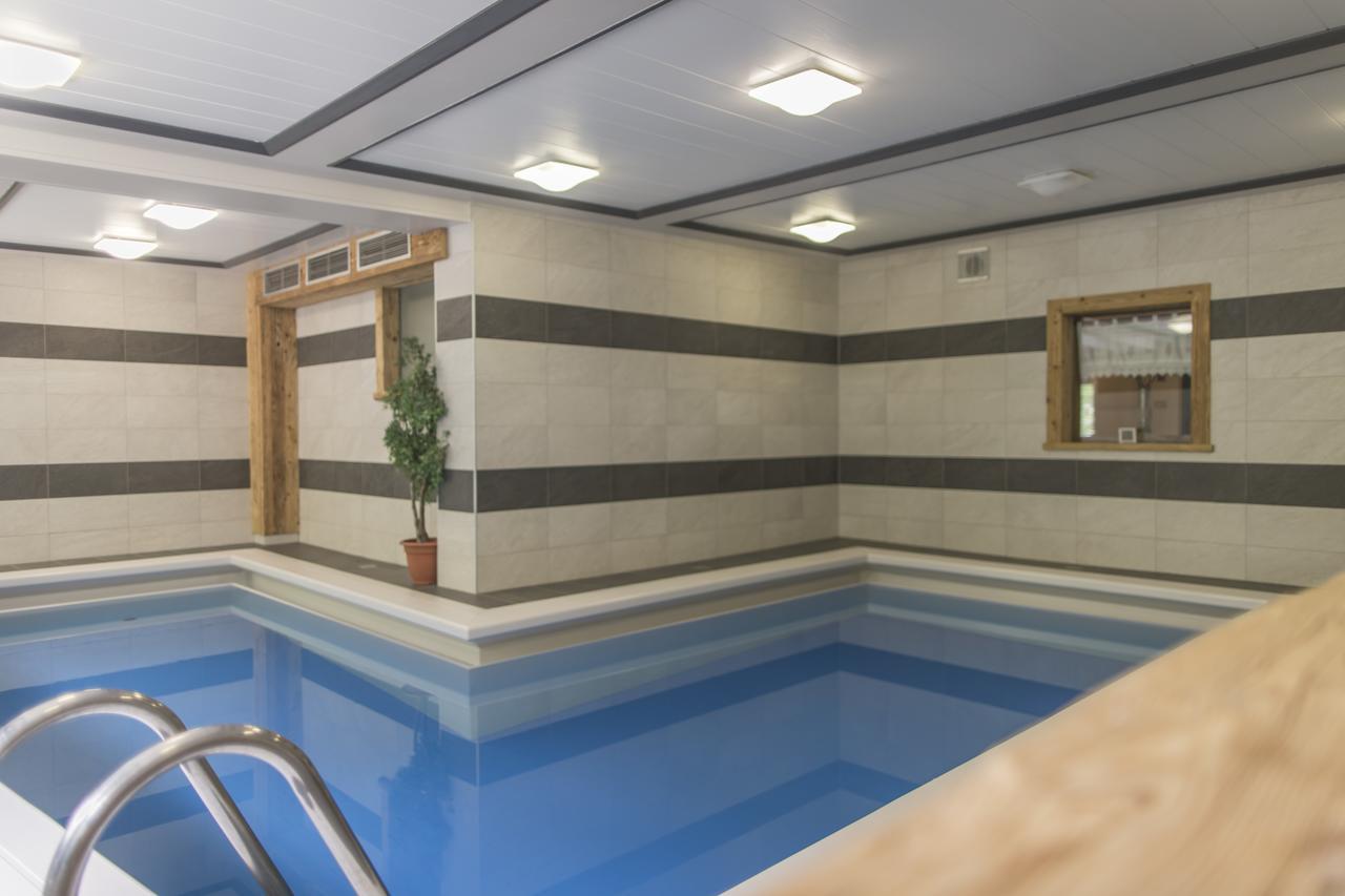 Hotel Neuwirt Cadipietra Εξωτερικό φωτογραφία